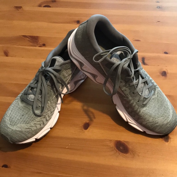 mizuno wave inspire 6 brown